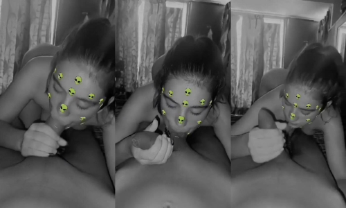 Beautiful Sexy Gf Sucking Dick